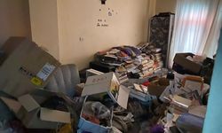 Kötü koku gelen evden 1 ton atık çıktı