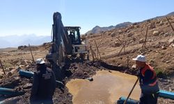 Hakkari Belediyesi Berçelan’da kış hazırlığına başladı