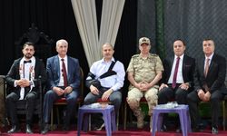 Vali Taşyapan, genç çiftin düğün merasimine katıldı