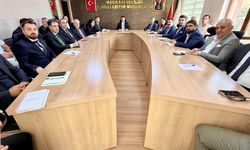 Hakkari’de taşımalı eğitim hizmetleri masaya yatırıldı