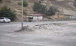Hakkari-Van yolu üzerinde bulunan Yeniköprü Kontrol Noktası kaldırıldı
