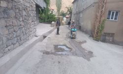 Hakkari’de hafta sonu asfalt mesaisi
