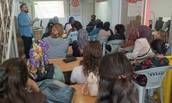 Hakkari Aile Destek Merkezi’nde eğitim semineri