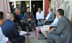 AK Parti'li Soğanda, Çukurca'da vatandaşlarla buluştu