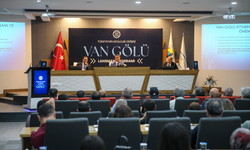 Van Gölü'nün ekolojik değeri kitaplaştırıldı