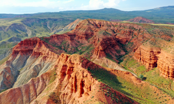 Kars'ın Arizona'sı doğa tutkunlarını bekliyor