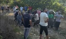 Devrilen traktörün altında kalarak yaşamını yitirdi