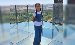 İki kız kardeşe yıldırım çarptı, kardeşlerden biri öldü