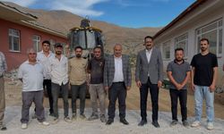 Durankaya Halk Kütüphanesi’nin çevresi düzenleniyor