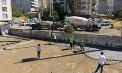 Şemdinli’de altyapı çalışmaları sürüyor