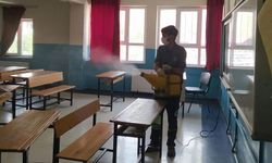 Hakkari’de okullarda ilaçlama çalışması başlatıldı