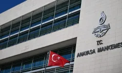 AYM'den Yeni Parti'ye savunma için 1 ay süre