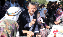 Özgür Özel: Hep bir elden Türkiye'yi ayağa kaldıracağız
