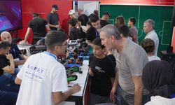 TEKNOFEST Güneydoğu’da Milli Eğitim Bakanlığı standına yoğun ilgi