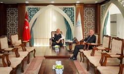 Hakkari İl Müftüsü Eren’den Vali Taşyapan’a ziyaret