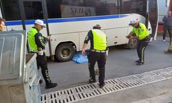 Servis minibüsünün çarptığı bisikletli çocuk öldü