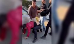 Bıçaklayıp darbettiği kişinin yakınları tarafından sopayla dövüldü