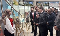 Yüksekova'da Cumhuriyet Bayramı kutlandı