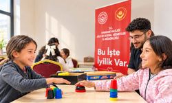 Hakkari’de kız çocukları akademisyenlerle bir araya geldi