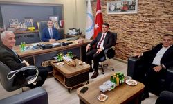 Baykara Hakkari’de oda başkanlarını ziyaret etti