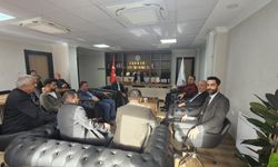 İş insanı Karahanlı’dan Hakkari Baro Başkanı Seven’e ziyaret