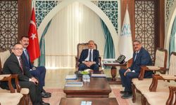 Hakkari Valisi Taşyapan, iki heyeti kabul etti