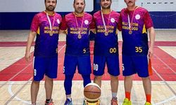 Hakkari MEB basketbol takımı şampiyon oldu