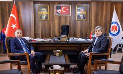 Fırat'tan Rektör Gençelep'e ziyaret