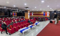 Hakkari Üniversitesinde etkili iletişim eğitimi düzenlendi