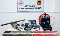 Van’da kaçak kazıya suçüstü: 2 gözaltı
