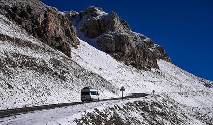 Bahçesaray'da taşımalı eğitime ara verildi