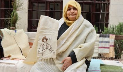Şanlıurfalı kadınlar ehram dokumasını günlük yaşama uyarladı