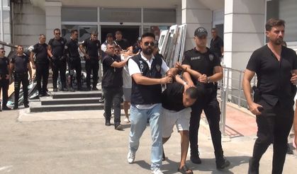 Anne-kız cinayetine 4 gözaltı