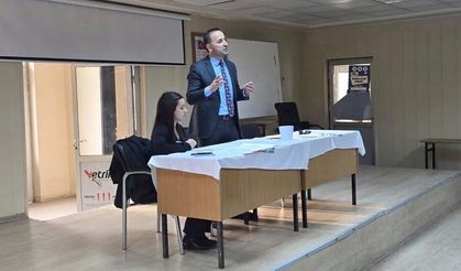 Hakkari'de Ortaokullar arası Münazara yarışması