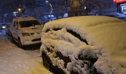 Hakkari'nin dünya ile bağlantısı kesildi