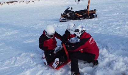 Kayak Merkezi'nde JAK timleri görev başında