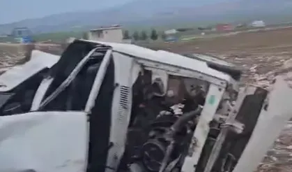 Siirt'te otomobil şarampole yuvarlandı: 3 yaralı