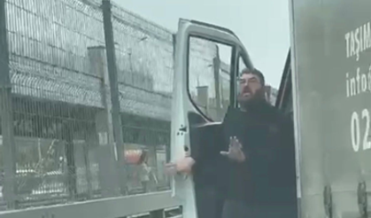 Aracın önünü kesip tehdit eden şoföre 183 bin lira ceza