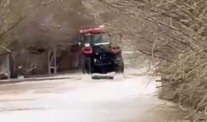 Baraj kapakları açılınca Kızılırmak taştı, köyü su bastı