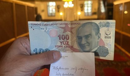 Telefonunu şarj etti, not yazıp 100 TL bıraktı