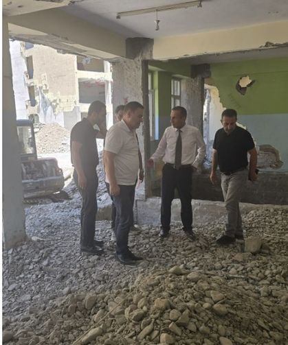 Müdür Adıgüzel binaların güçlendirme çalışmalarını inceledi