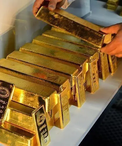 Altın 5 bin doların altına geriledi