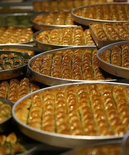 Sosyal medyada gündem oldu: Bir dilim baklava 738 lira