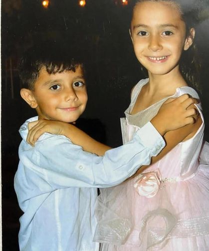 Kardeşler son yolculuğuna birlikte uğurlandı