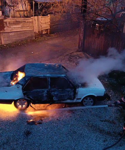 babasının aracını yakan kişi gözaltına alındı