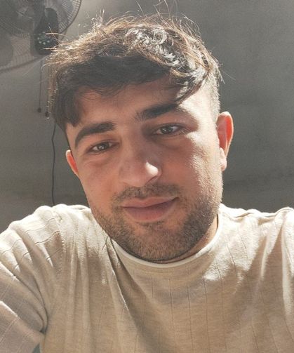 Yol kenarında tabancayla vurulmuş halde ölü bulundu