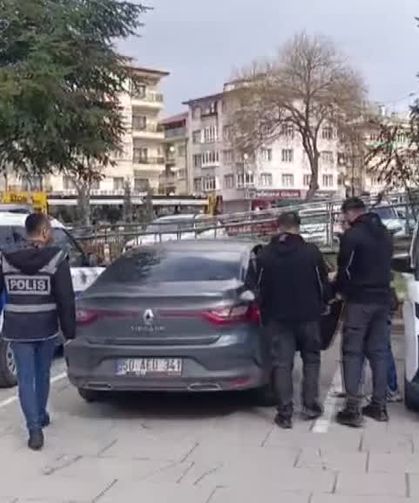 Sahte altınla dolandırıcılık: 2 şüpheli yakalandı