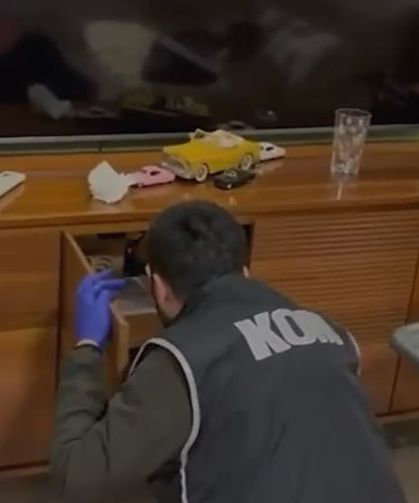 Rüşvet ve kaçakçılık operasyonu: 26 tutuklama