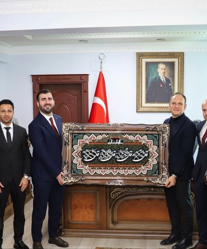 Kaymakam Akpınar Hakkari TÜGVA heyetine kabul etti