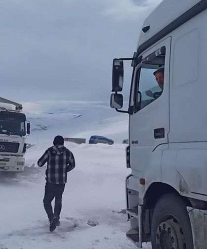 Ilgar Dağı tipi nedeniyle ulaşıma kapandı